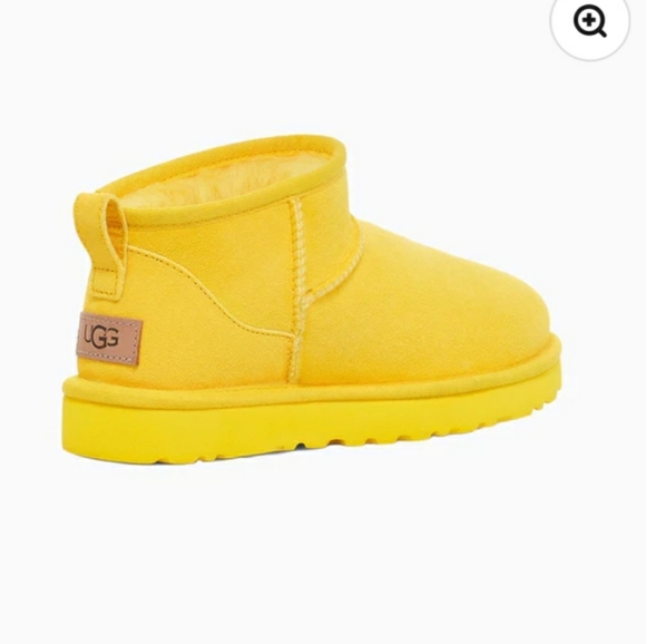 NIB UGG CLASSIC ULTRA MINI BOOTS SZ 5M ๐ซ CANARY ๐๐๐ - Picture 2 of 12